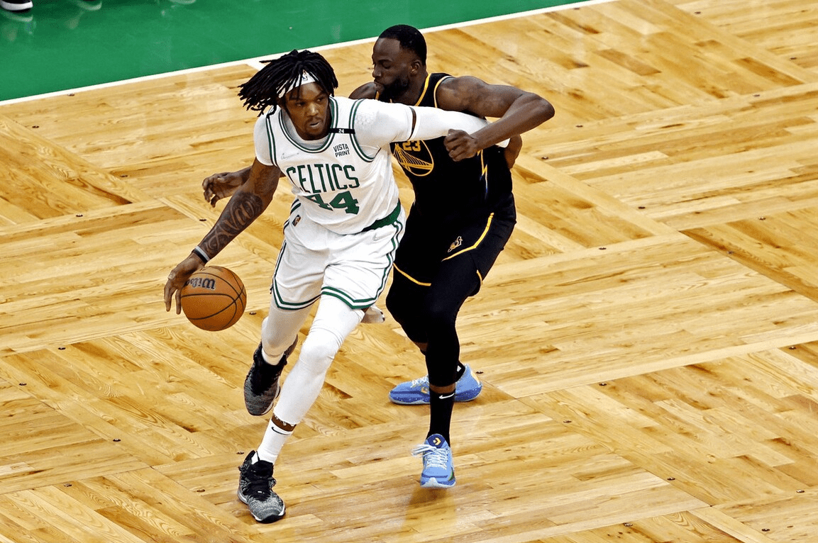 爱游戏体育 -里程碑夜！多伦多猛龙官宣签约，荷甲窗口期刷纪录，赛场秩序良好，训练强度明显提升的简单介绍