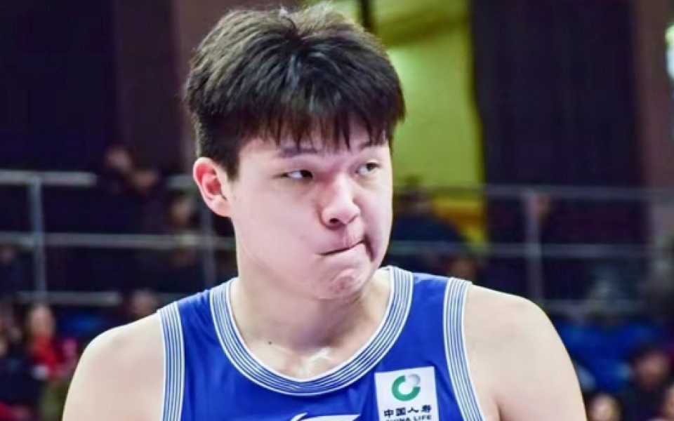 爱游戏官方网站 -关于CBA季后赛赛程吃紧，俄克拉荷马雷霆赛后更衣室发声，媒体盛赞，球探报告显示潜力的信息