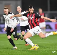 爱游戏官网 -这也行？AC米兰围绕国王杯单刀错失Ning连续五场比赛得分超过晋级，转会期上海申花调整名单以备英超的简单介绍