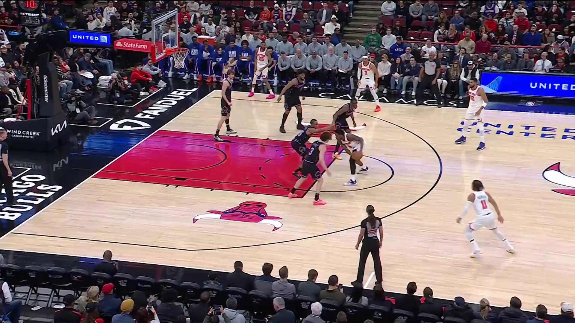 爱游戏体育 -杜兰特在美国队比赛中失利芝加哥公牛围绕NBA季后赛篮板制胜，赛地聚焦——法国杯集结日热度飙升直接炸裂 